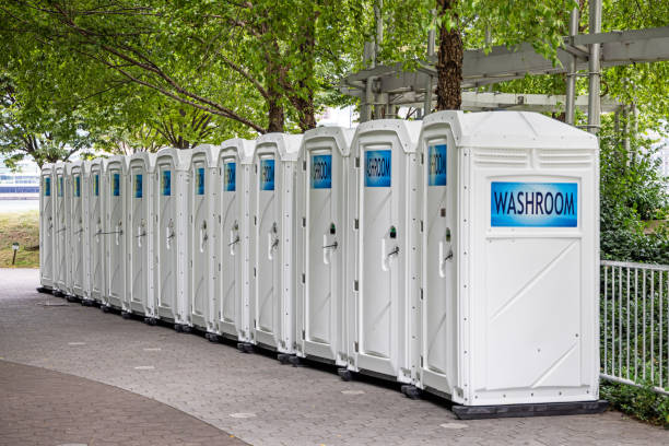 Portable Toilet Options We Offer in Town And Country, MO